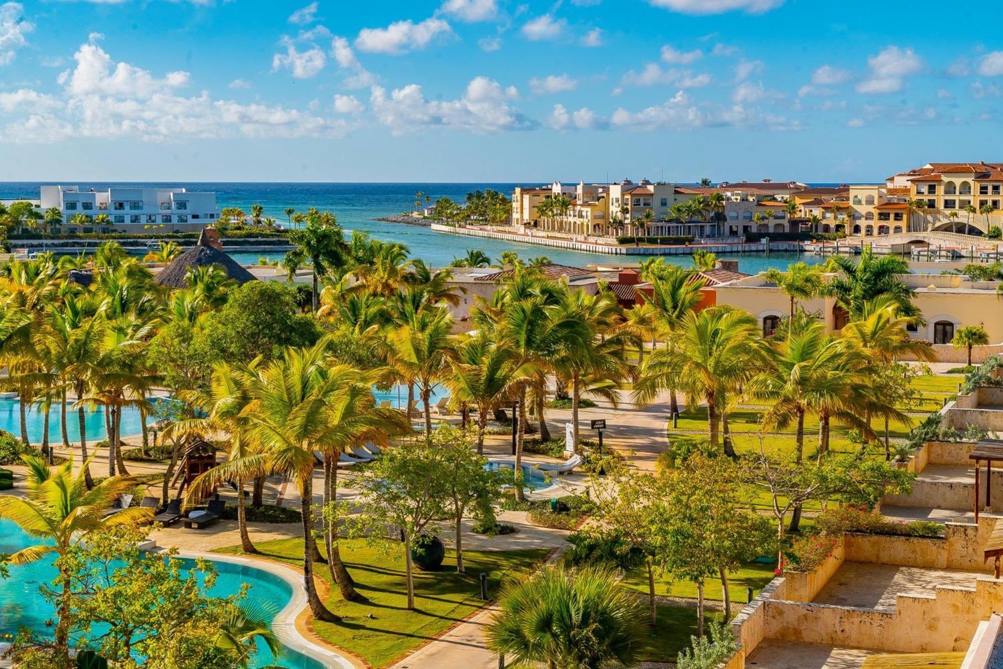 Resort Sports Illustrated Marina And Cap Cana -